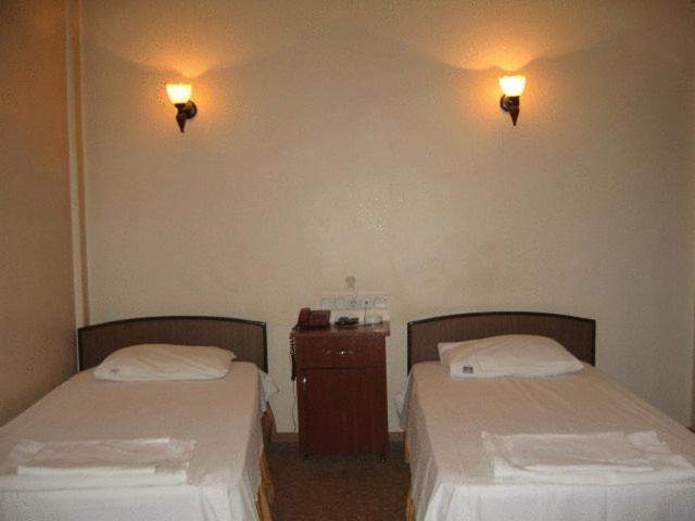 Hotel Atasayan Gebze Buitenkant foto