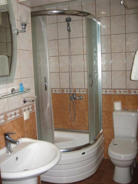 Hotel Atasayan Gebze Buitenkant foto